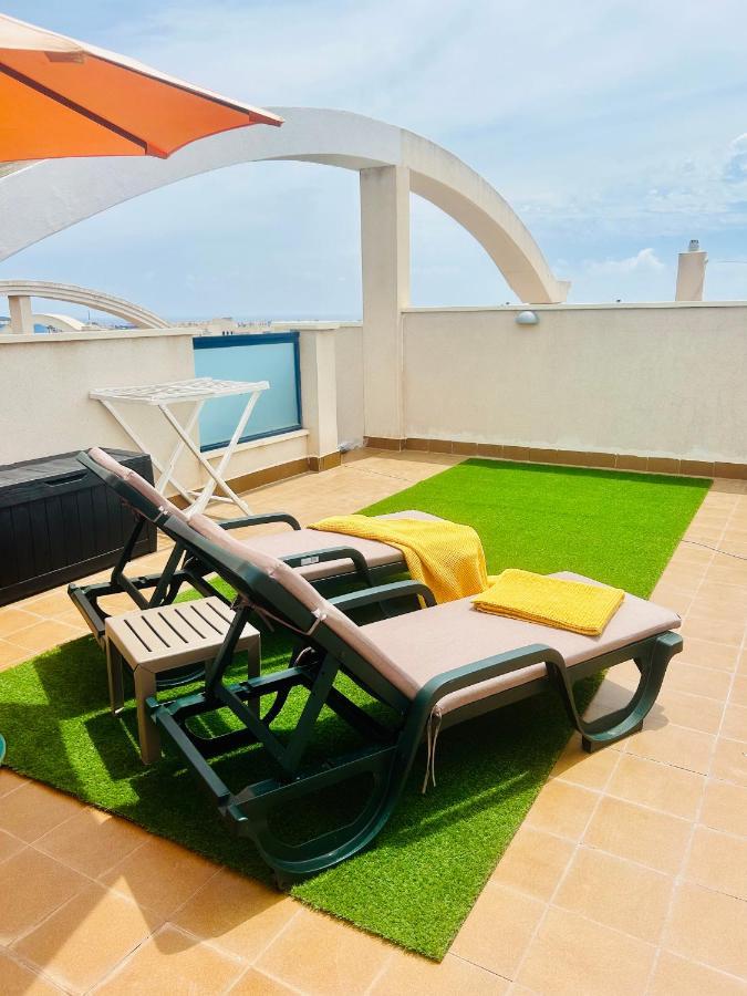 Appartamento Penthouse Naomi With Two Terraces, Private Solarium, Sea View, Swimming Pool, With Underground Parking, Pets Allowed Dehesa de Campoamor  Esterno foto